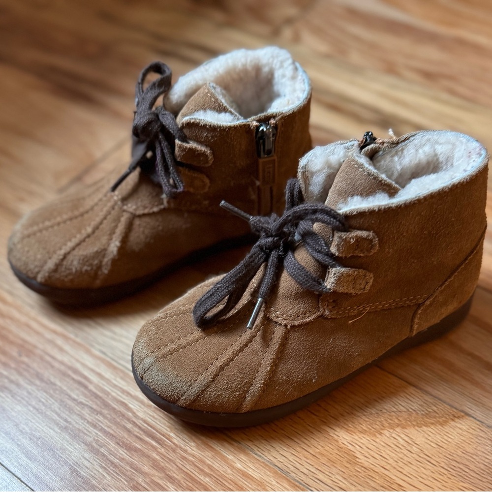 Ugg Soft Suede Payten Boots- Unisex Toddler 10